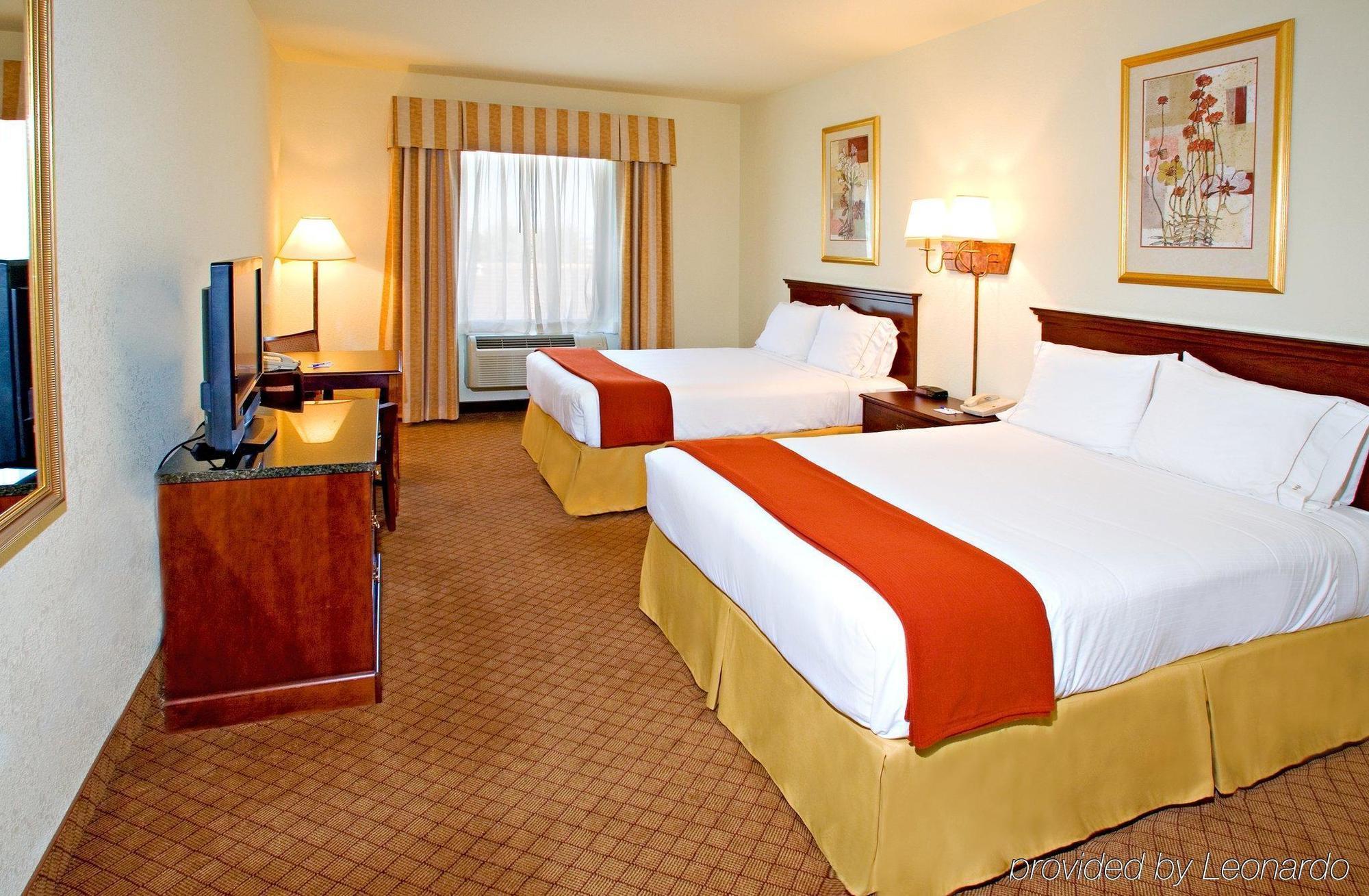 Holiday Inn Express Hotel And Suites Weslaco, An Ihg Hotel Zimmer foto